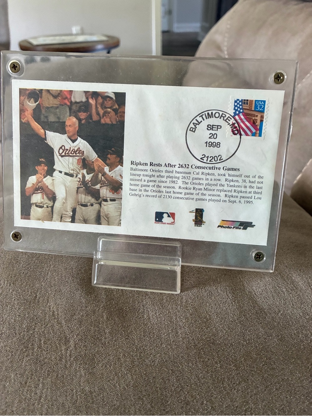 MLB Clear Acrylic Display Frame with White Insert and Gold Accent